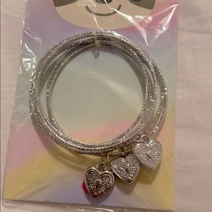 I sell new bracelets for girls